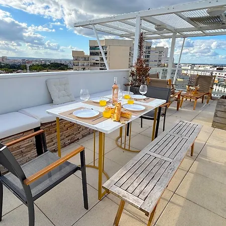 Le Penthouse Pesaro C 아파트 *