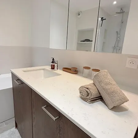 Lejlighed Le Penthouse Pesaro C Nanterre