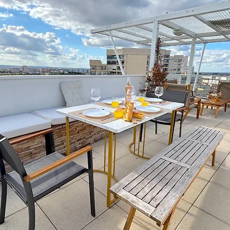 Lejlighed Le Penthouse Pesaro C *