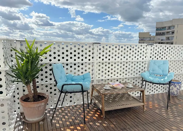 Le Penthouse Pesaro C 아파트 *